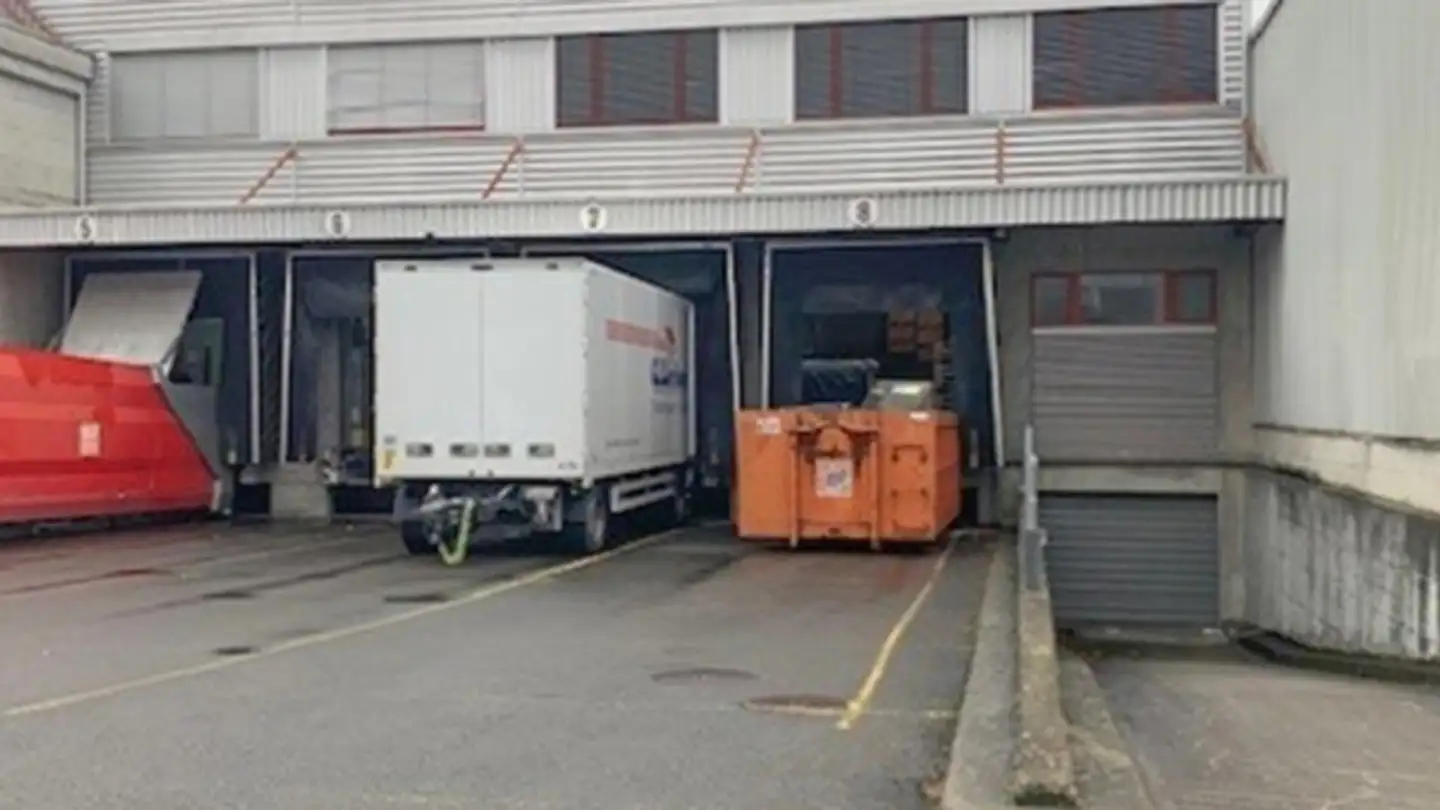 Storage space for rent - Rue Des Sablières, 1242 Satigny - Photo 3