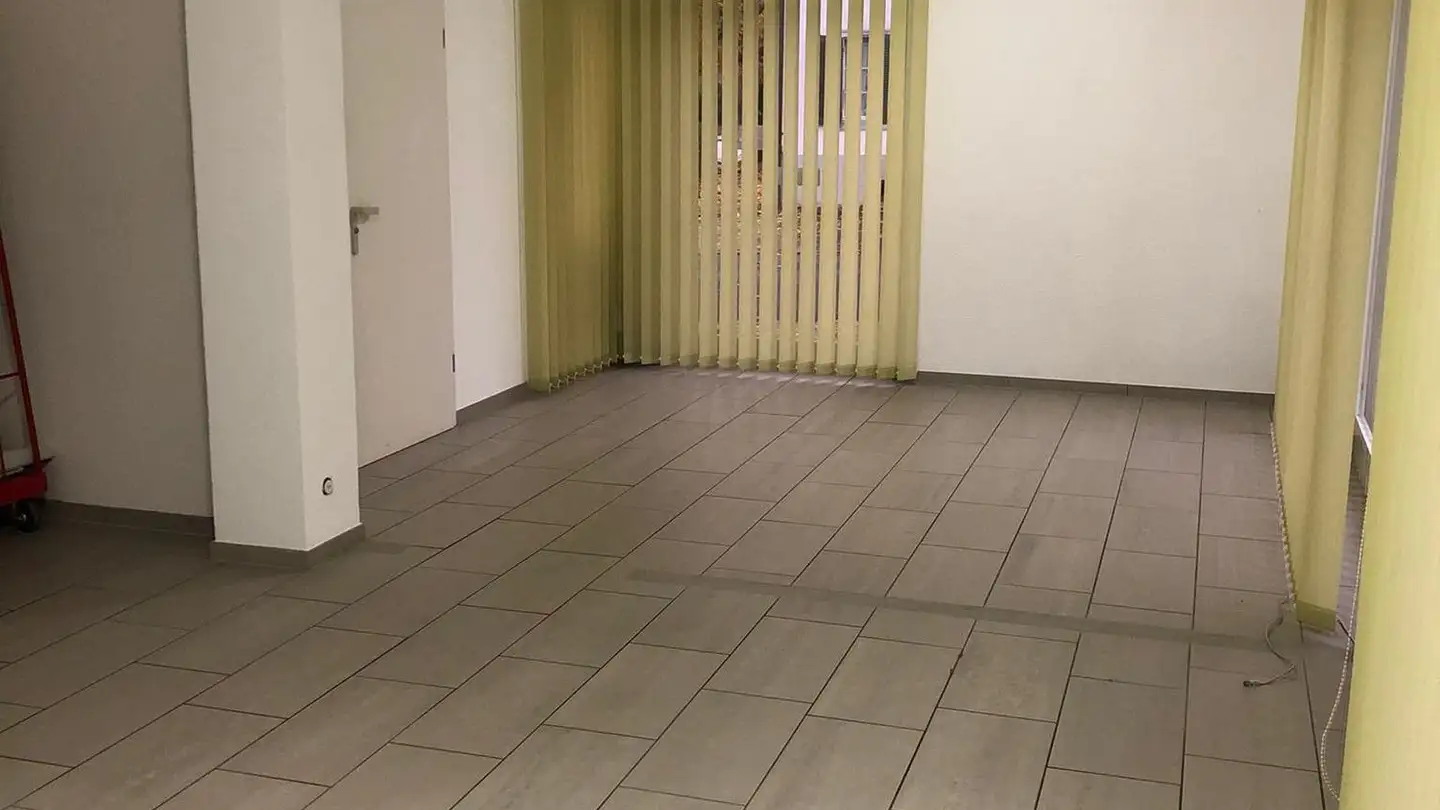 Bürofläche mieten - Dorfstrasse 3, 4717 Mümliswil - Foto 2