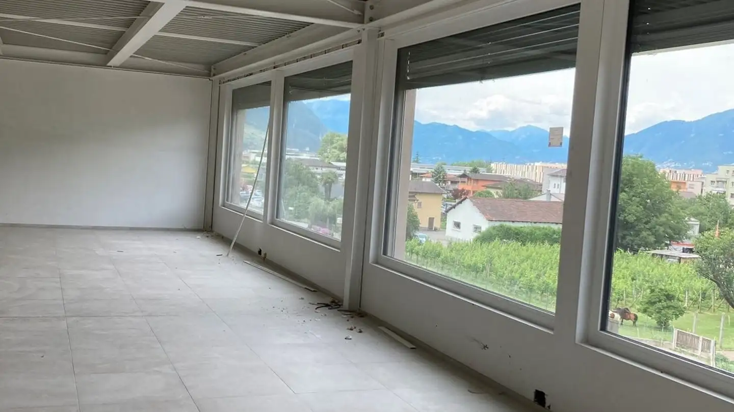 Spazio ufficio in affitto - Via Monda 2, 6592 S. Antonino - Photo 3