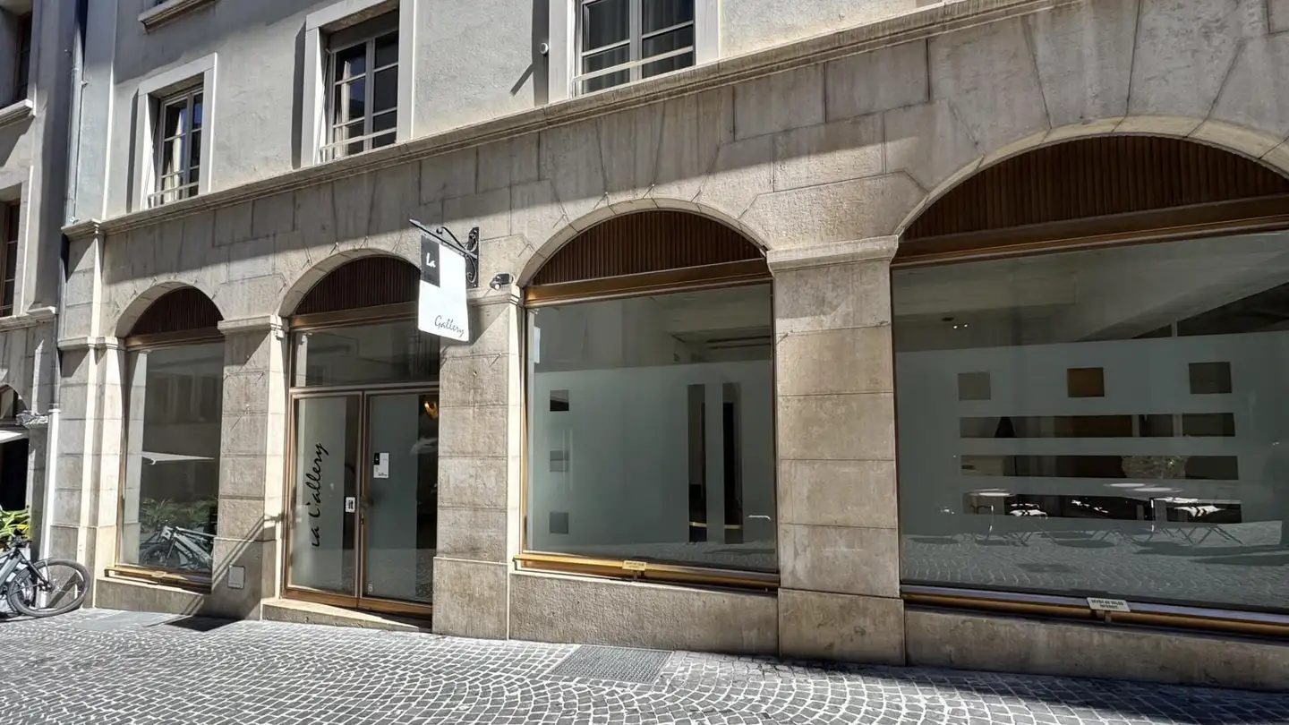 Arcade for rent - Rue Etienne- Dumont 5, 1204 Genève