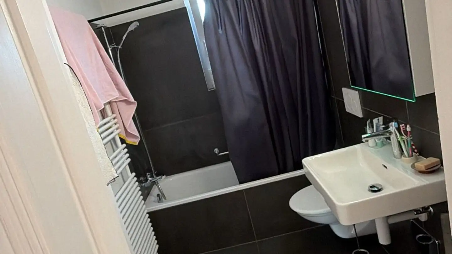 Appartement à louer - Avenue Du Collège 27, 2017 Boudry - Photo 4