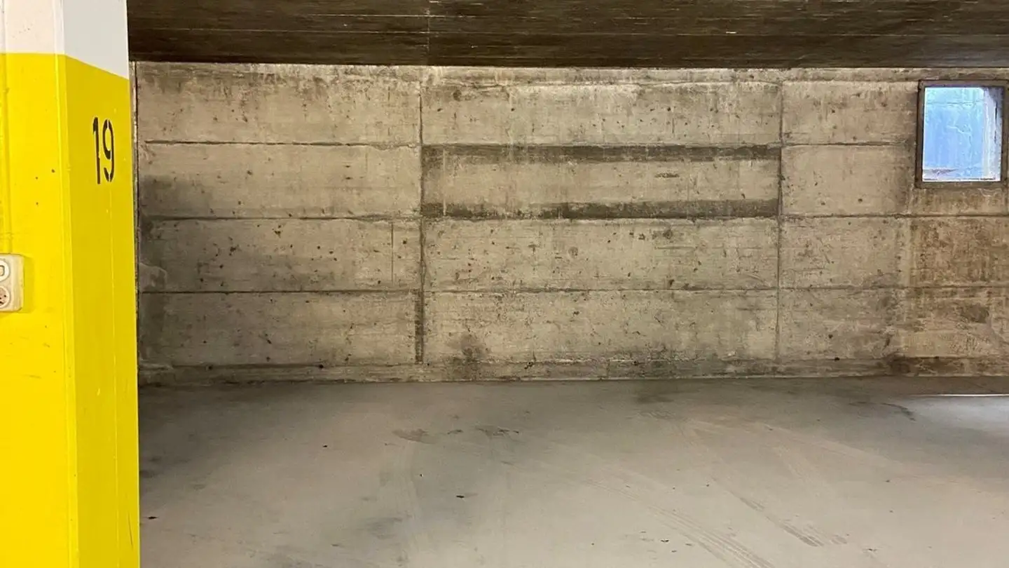 Place de parking extérieure à louer - Bielstrasse 36, 2560 Nidau - Photo 4