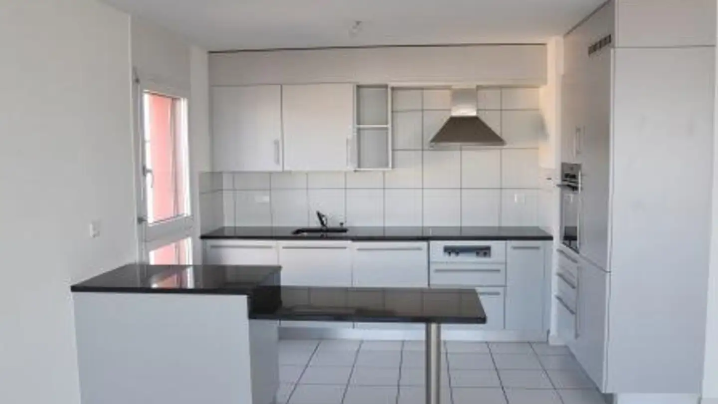 Apartment for rent - Avenue Des Boveresses 72, 1010 Lausanne - Photo 2