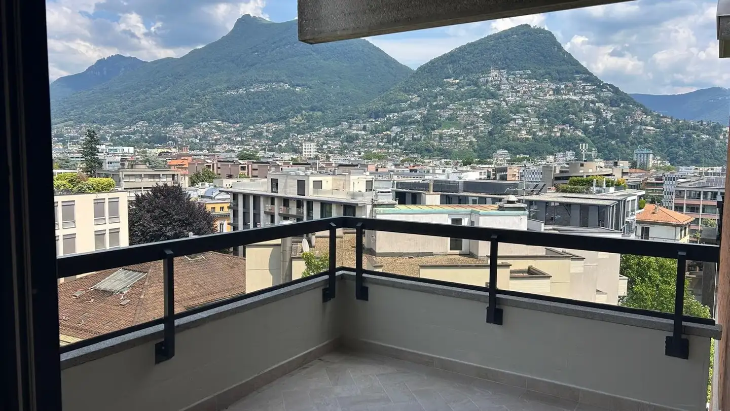 Apartment for rent - Via Cantonale, 6900 Lugano - Photo 2