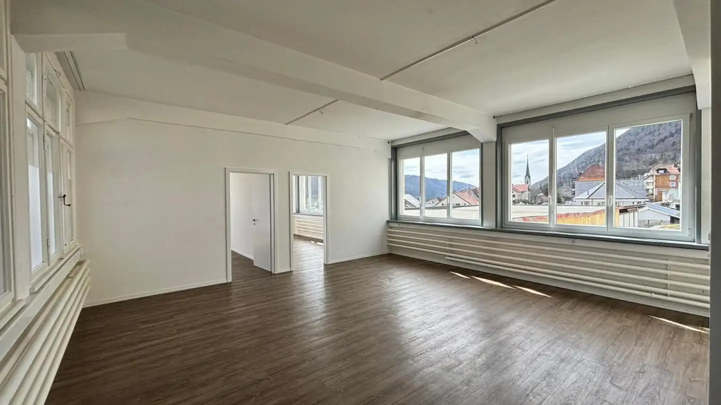 Apartment for rent - Rue Paul-Charmillot 72, 2610 St-Imier - Photo 2