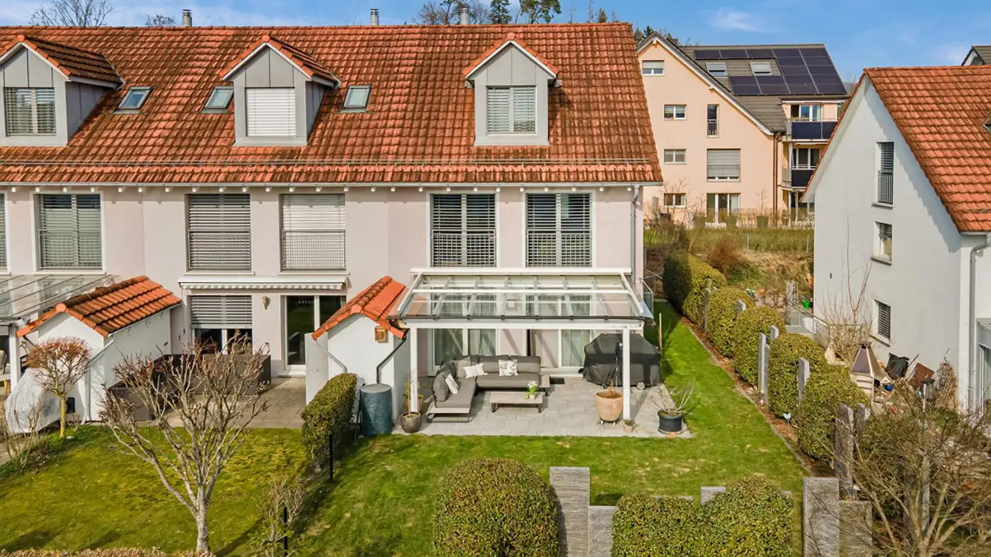 Casa a gradini in vendita - Spitzackerstrasse, 8635 Dürnten