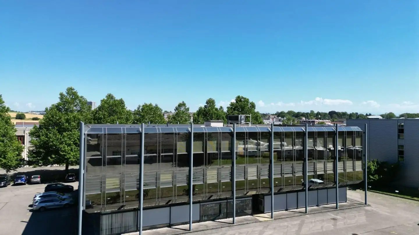 Office space for rent - Route De Soleure 12, 2072 St-Blaise