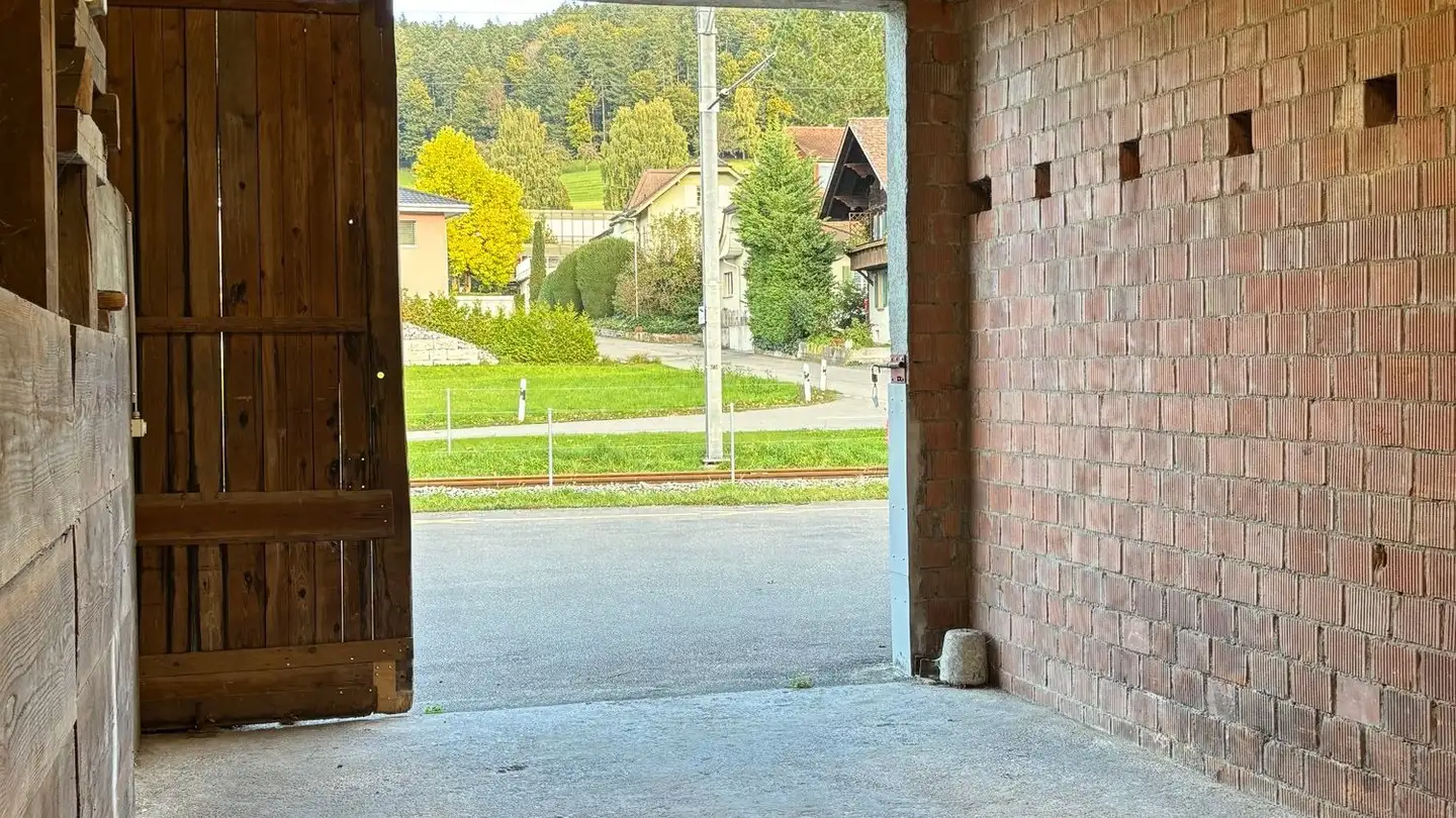 Garage singolo in affitto - Hunzenweg 1, 4936 Kleindietwil