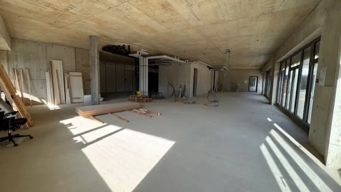 Commerciale in affitto - Route De Bâle 12, 2800 Delémont