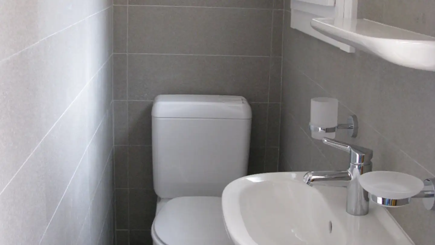 Apartment for rent - Viale Verbano 33, 6600 Muralto - Photo 3