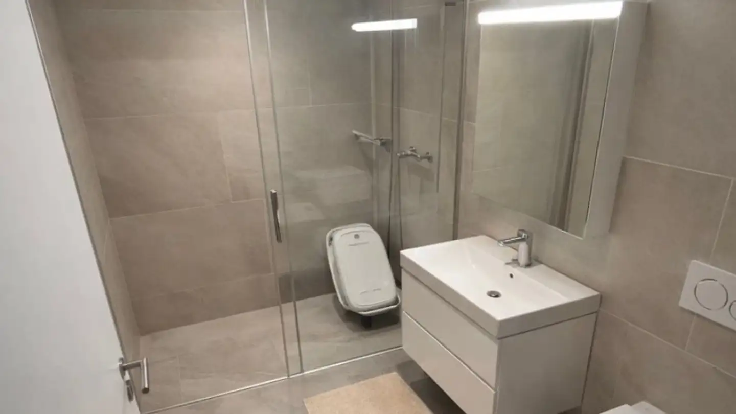 Appartement à louer - Stationsstrasse, 8424 Embrach - Photo 2