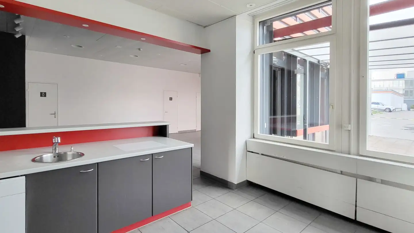 Negozio in affitto - Stationsstrasse, 8306 Brüttisellen - Photo 4