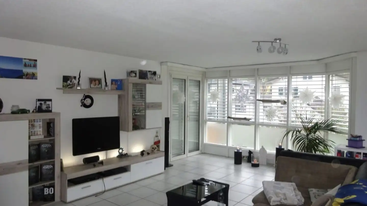 Appartement à louer - 7323 Wangs