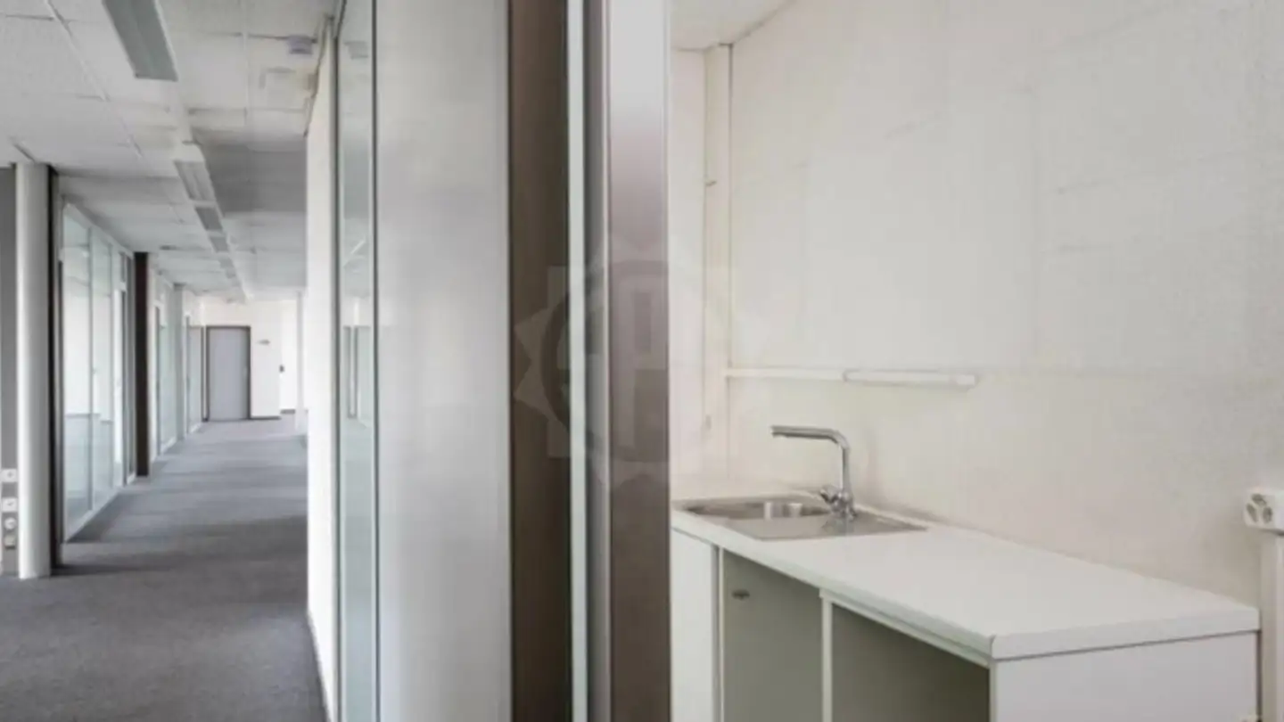 Office space for rent - Route De L'aéroport, 1215 Genève