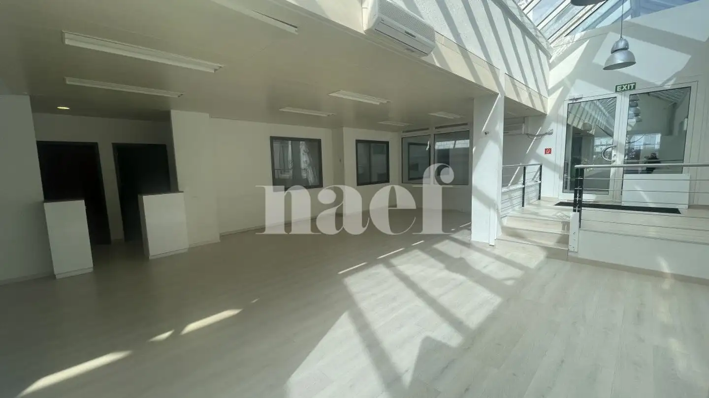 Bureau à louer - Route Du Boiron 15, 1260 Nyon