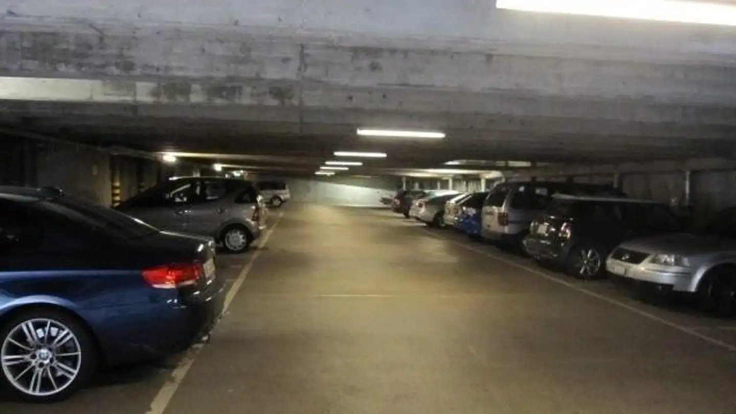 Underground parking space for rent - Schwarztorstrasse 42, 3007 Bern - Photo 3