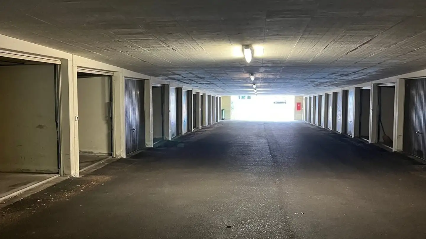 Garage individuel à louer - Brachmattstrasse 10, 2555 Brügg BE - Photo 3