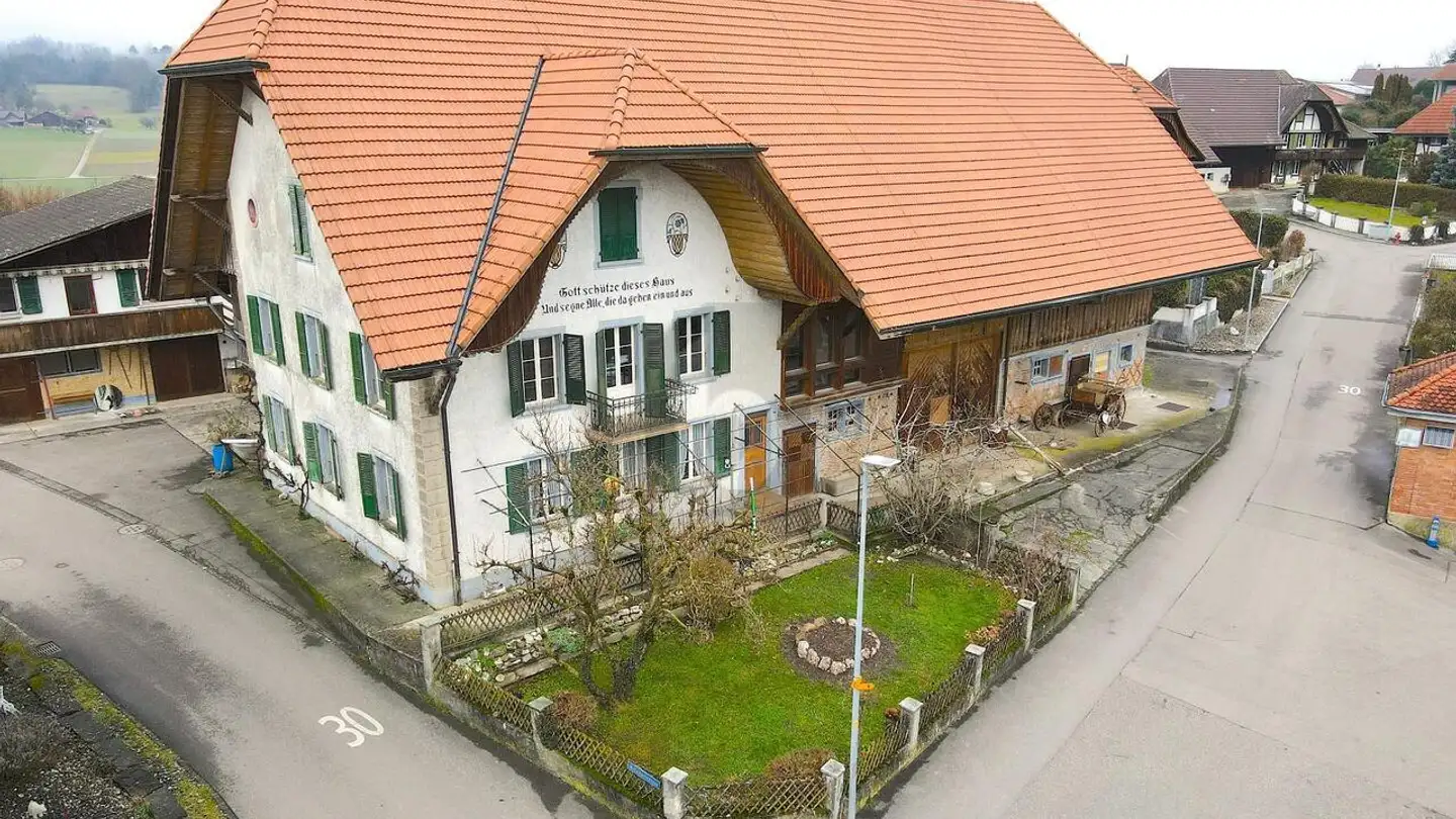 Bauernhof kaufen - 3274 Bühl b. Aarberg