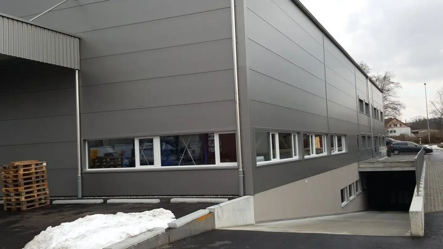 Industrial property for rent - Industrie Allmend 32, 4629 Fulenbach