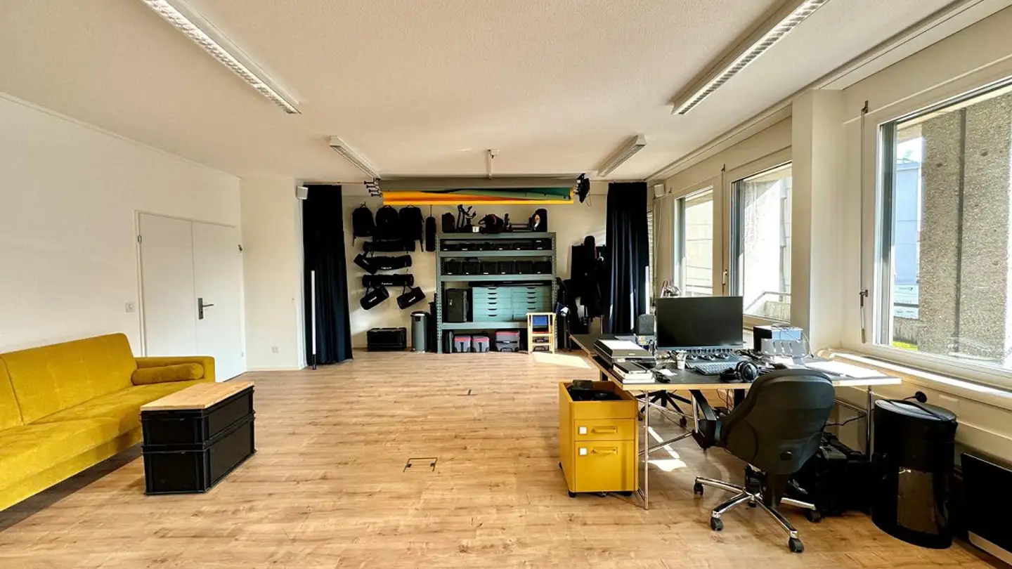 Spazio ufficio in affitto - Hohlstrasse, 8106 Adlikon b. Regensdorf - Foto 4