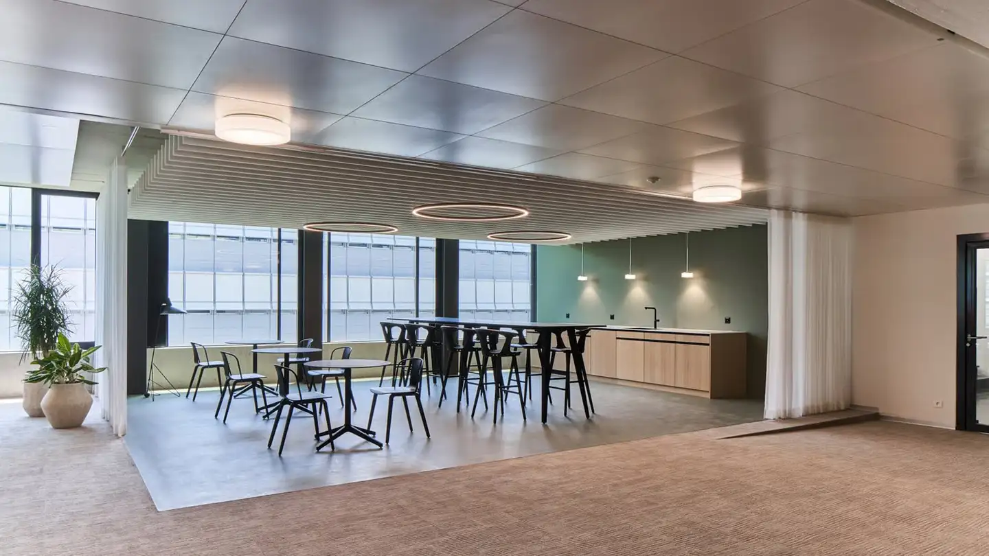 Bürofläche mieten - Flurstrasse 66, 8048 Zürich