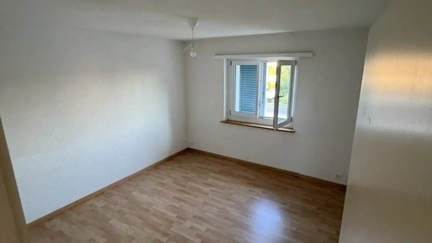 Chambre à louer - 8632 Tann