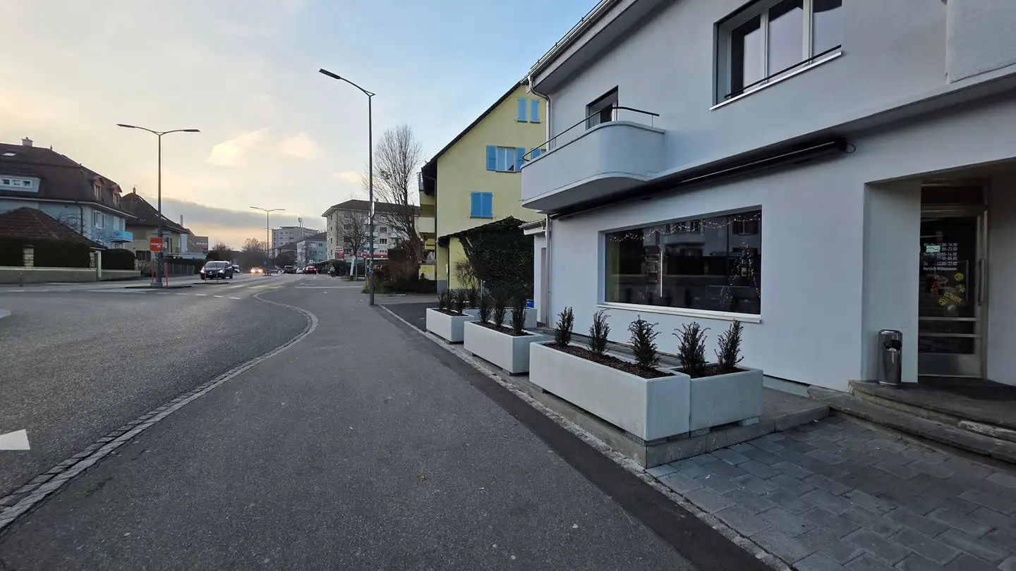 Commercial à louer - Kirchstrasse 15, 3097 Liebefeld
