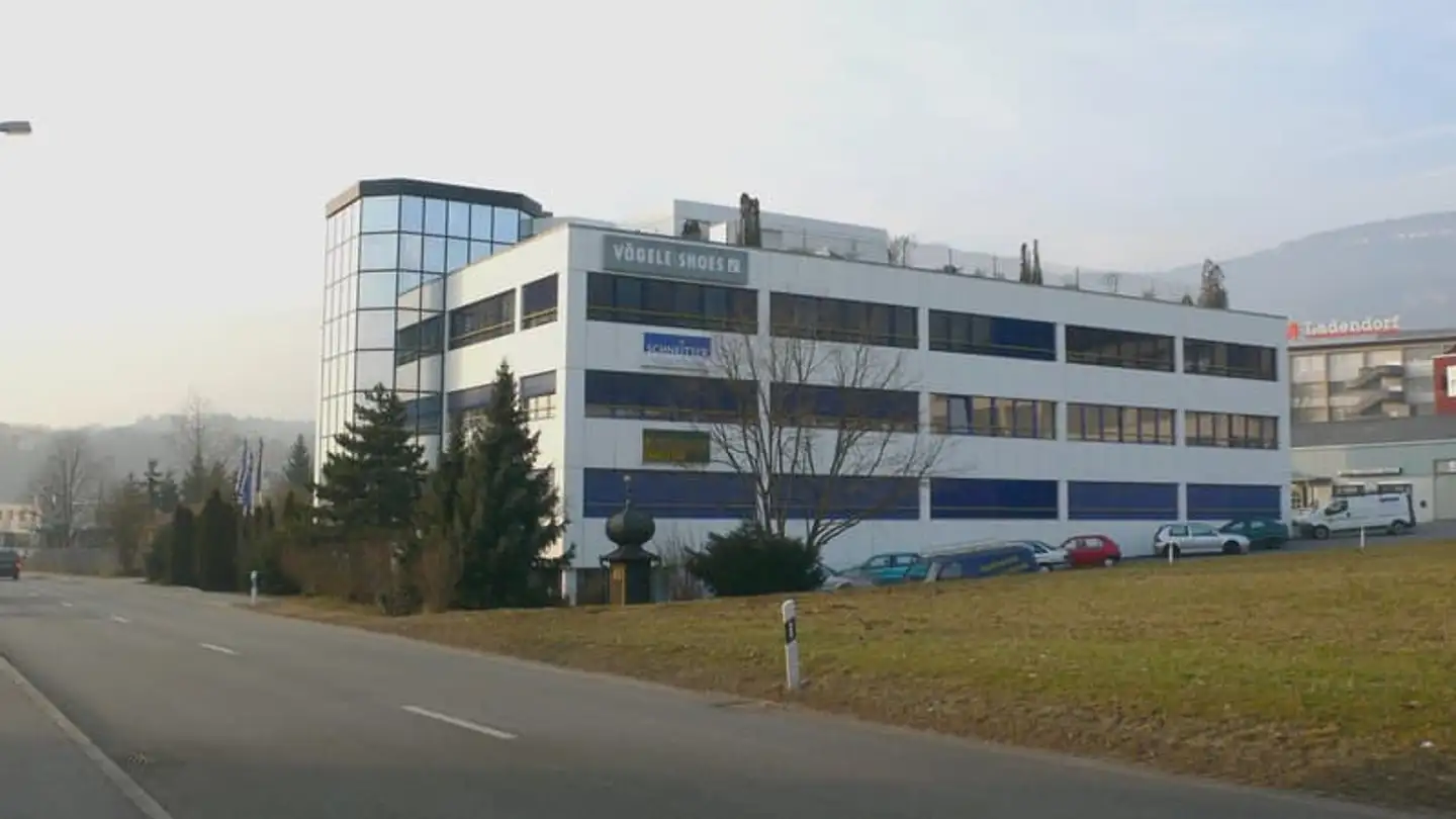 Industrieimmobilie mieten - Industriestrasse 6, 4513 Langendorf