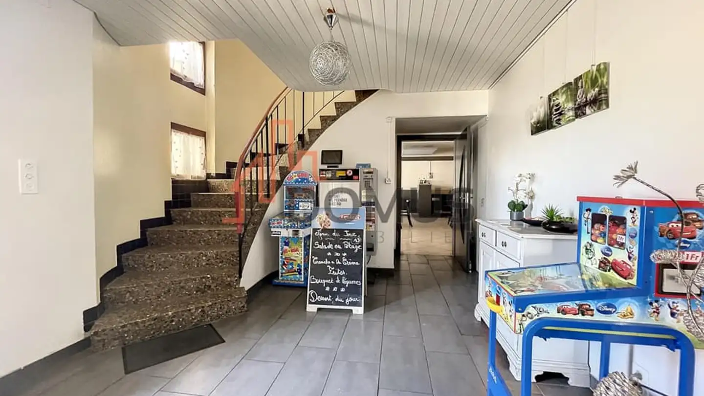 Commercial à vendre - 2915 Bure - Photo 3