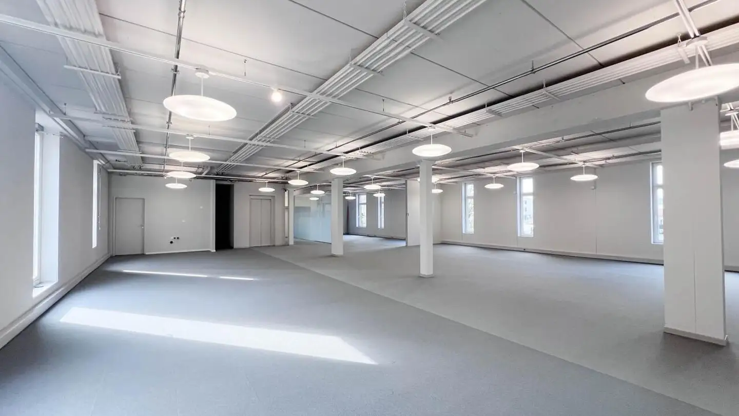 Commercial for rent - Rue De Granges / Grenchenstrasse, 2504 Biel/Bienne - Photo 3