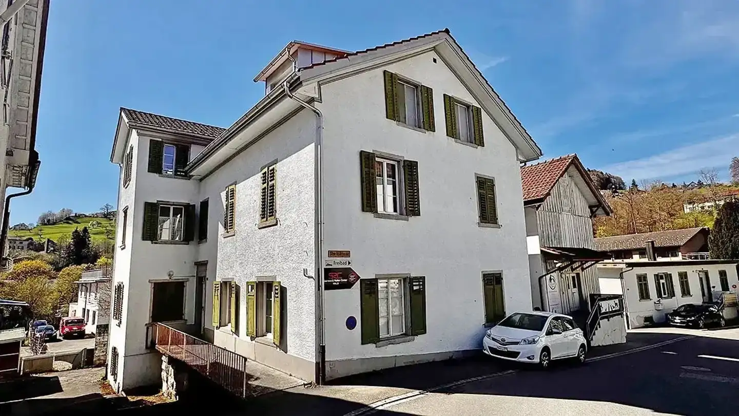 Mehrfamilienhaus kaufen - Stuckstrasse 3, 8636 Wald ZH
