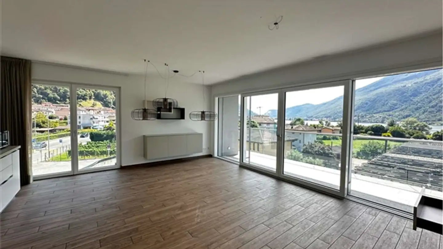 Apartment for sale - 6818 Melano