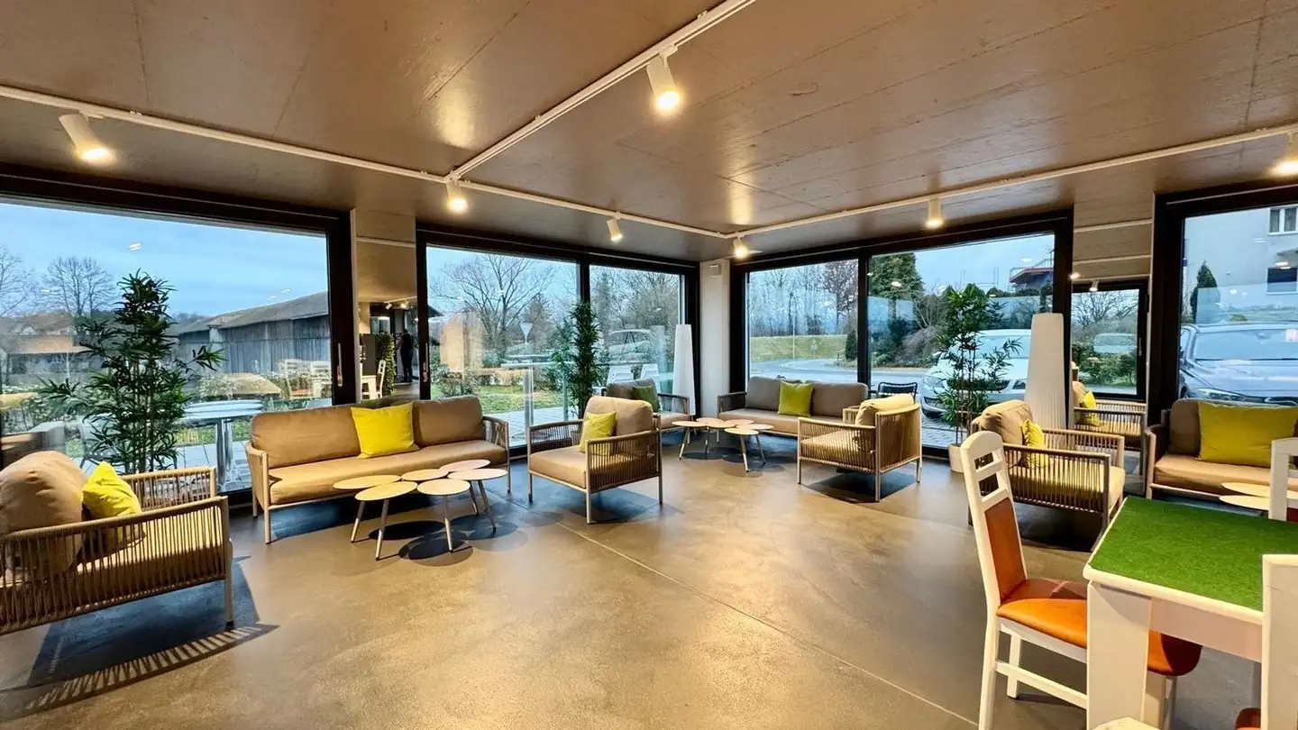 Commercial for rent - Bodenfeldstrasse 2b, 5643 Sins