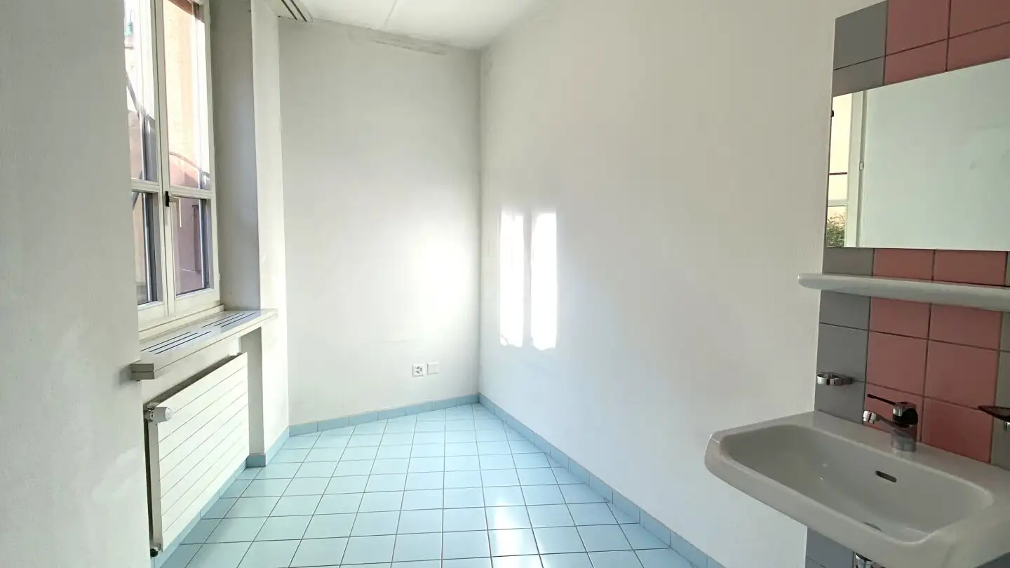 Negozio in affitto - Piazza Collegiata 7a, 6500 Bellinzona - Foto 3