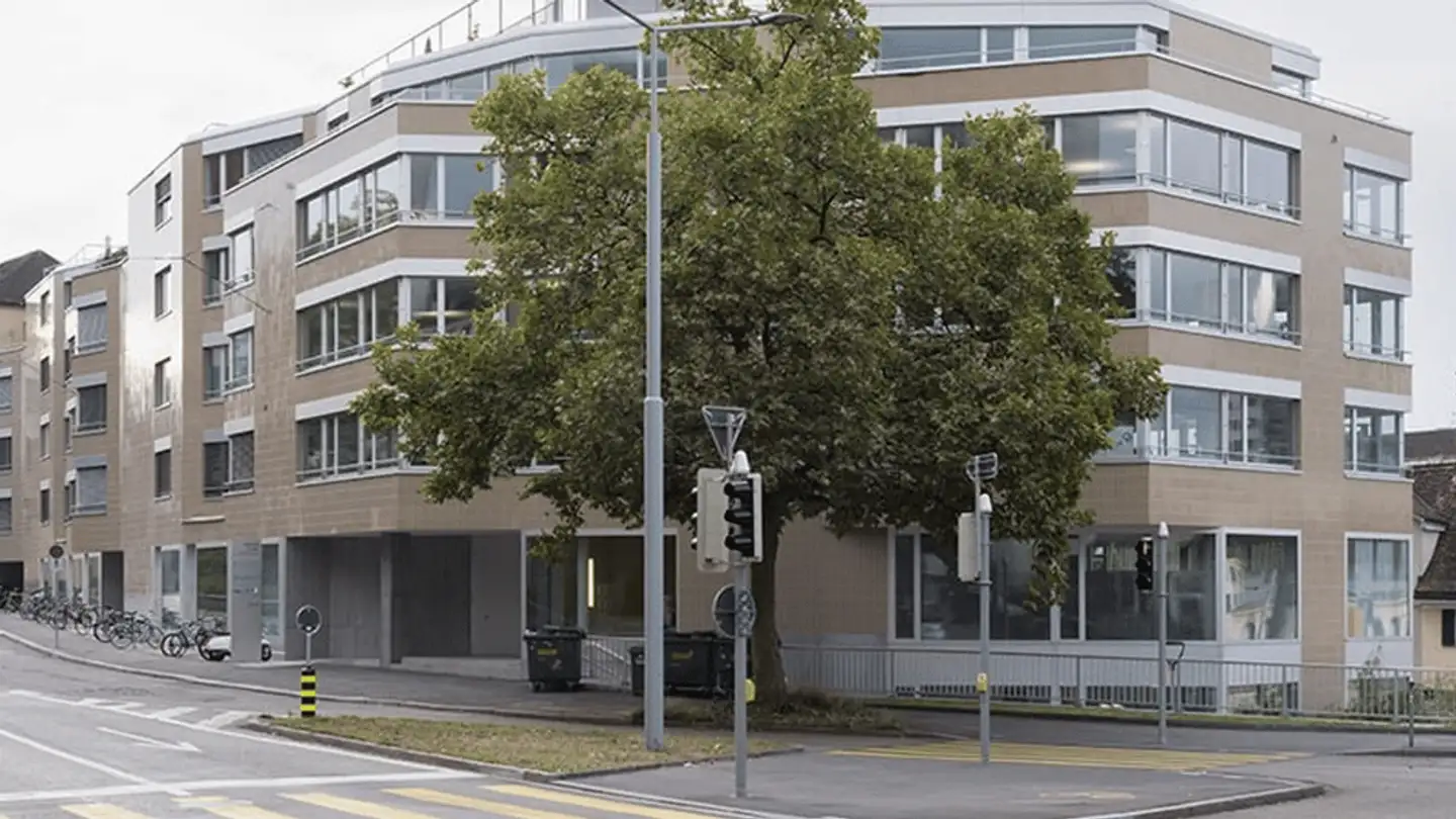 Bureau à louer - Hönggerstrasse 65, 8037 Zürich