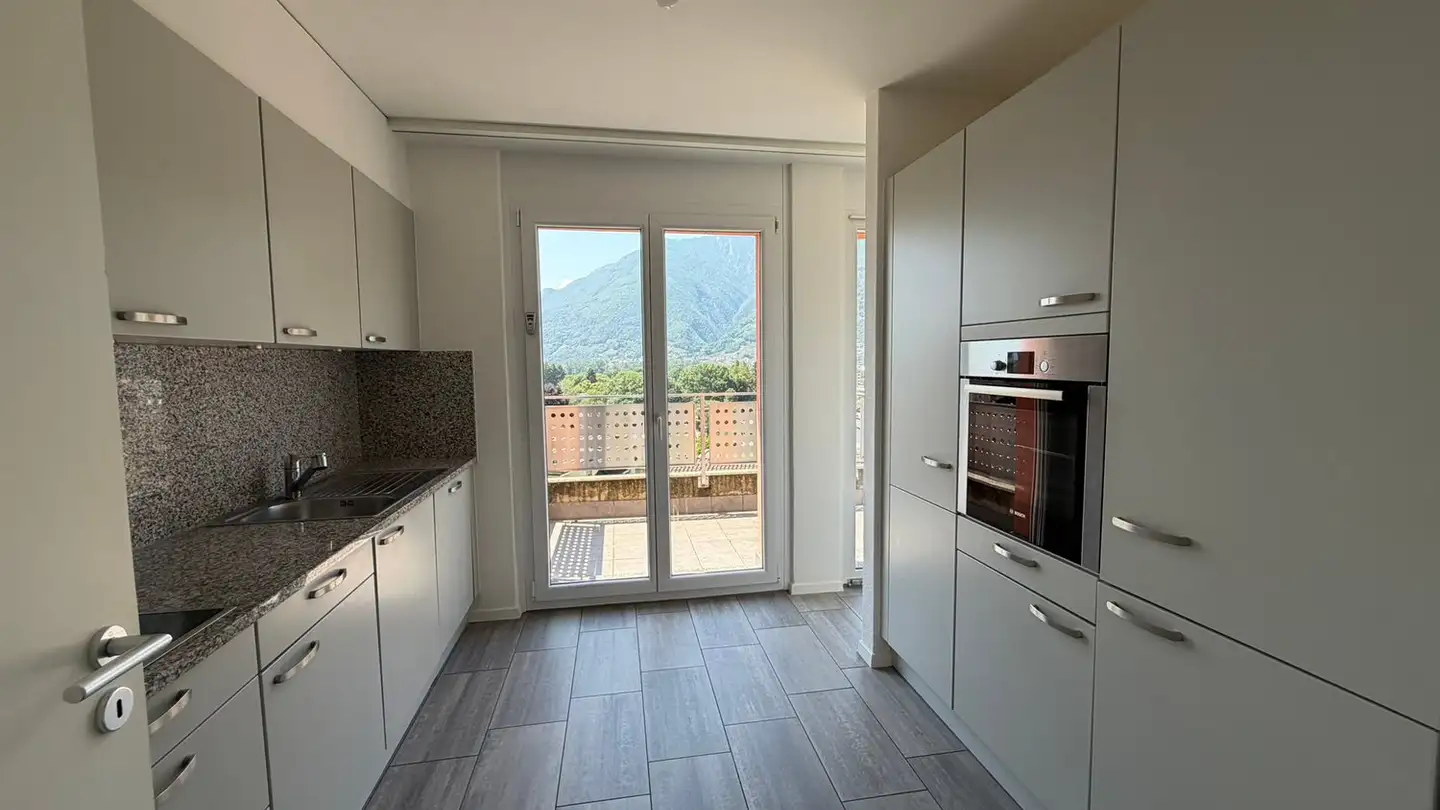 Apartment for rent - Via Monte Tabor 9a, 6512 Giubiasco - Photo 3