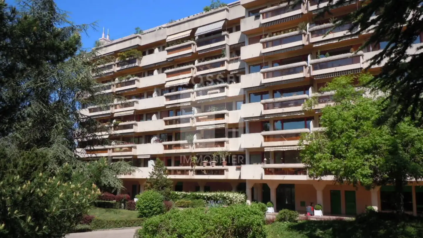 Commercial à louer - Route De Frontenex 108, 1208 Genève