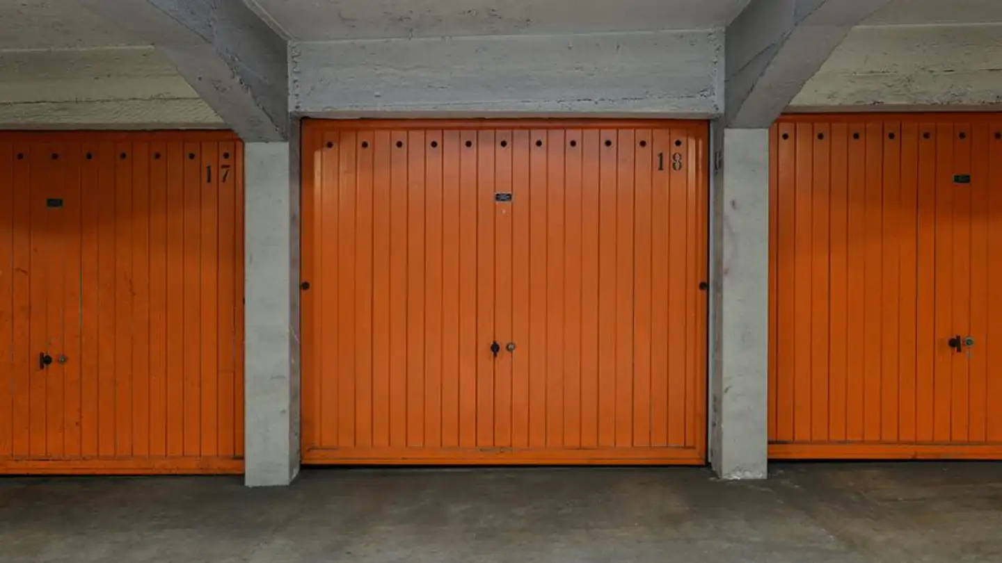 Single garage for rent - Chemin Malombré 3, 1206 Genève - Photo 3