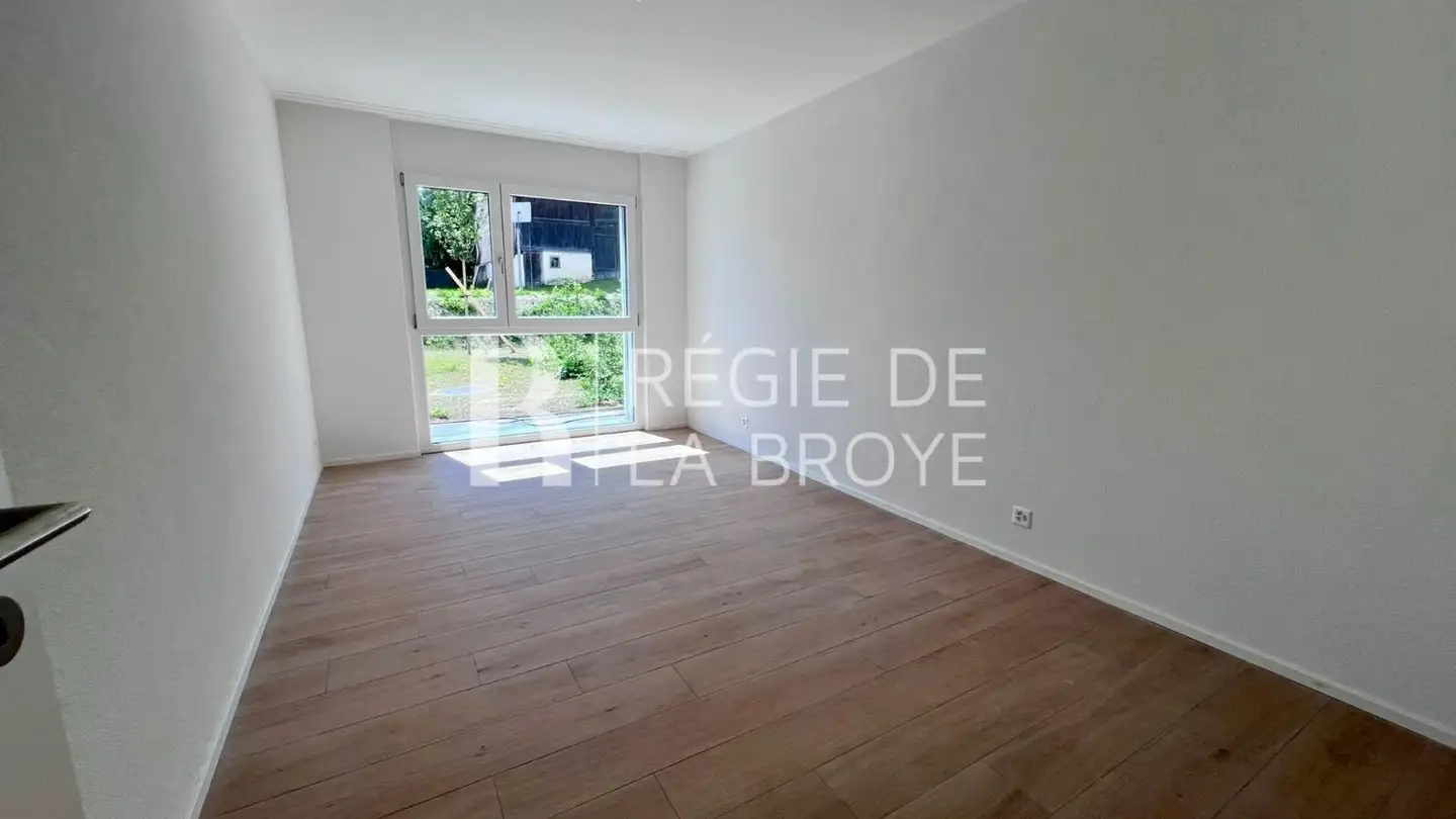 Apartment for rent - Chemin De La Place De Sports, 1773 Léchelles - Photo 4