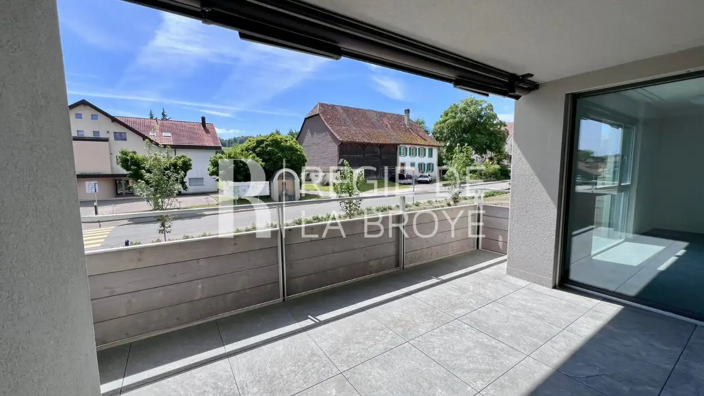 Apartment for rent - Chemin De La Place De Sports 1, 1773 Léchelles - Photo 2