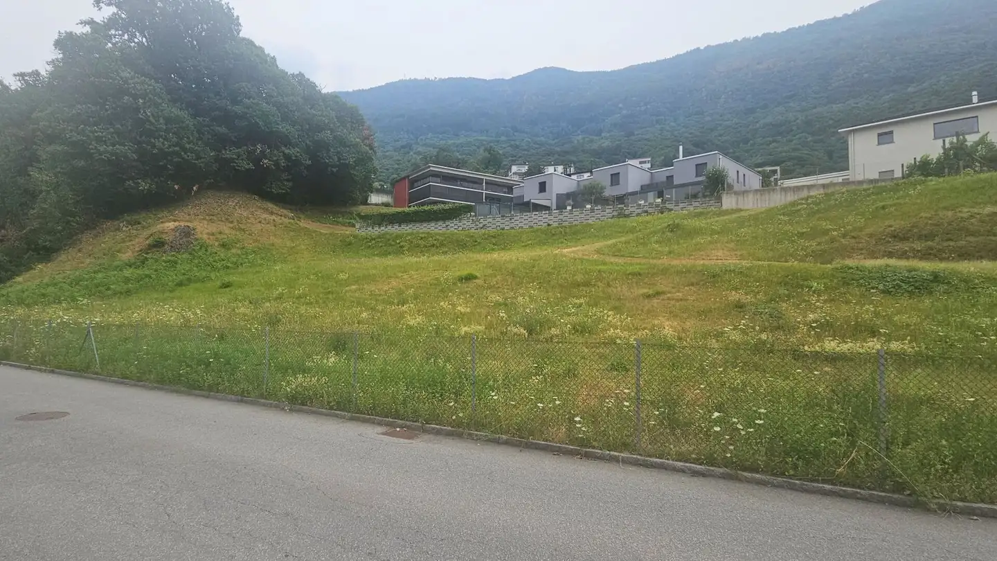 Constructible plot for sale - Via Pedemontana, 6592 S. Antonino - Photo 3