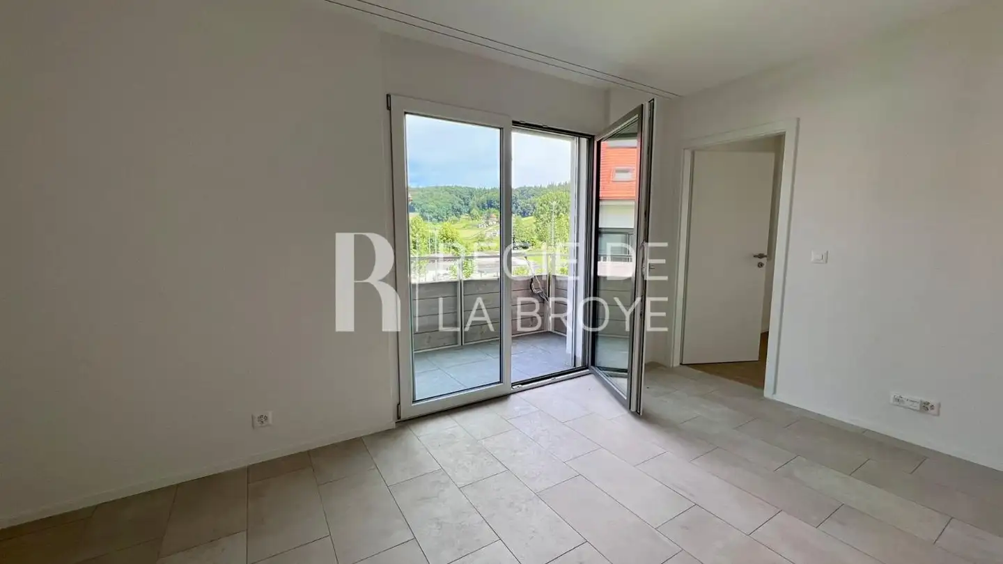 Apartment for rent - Chemin De La Place De Sports, 1773 Léchelles - Photo 3