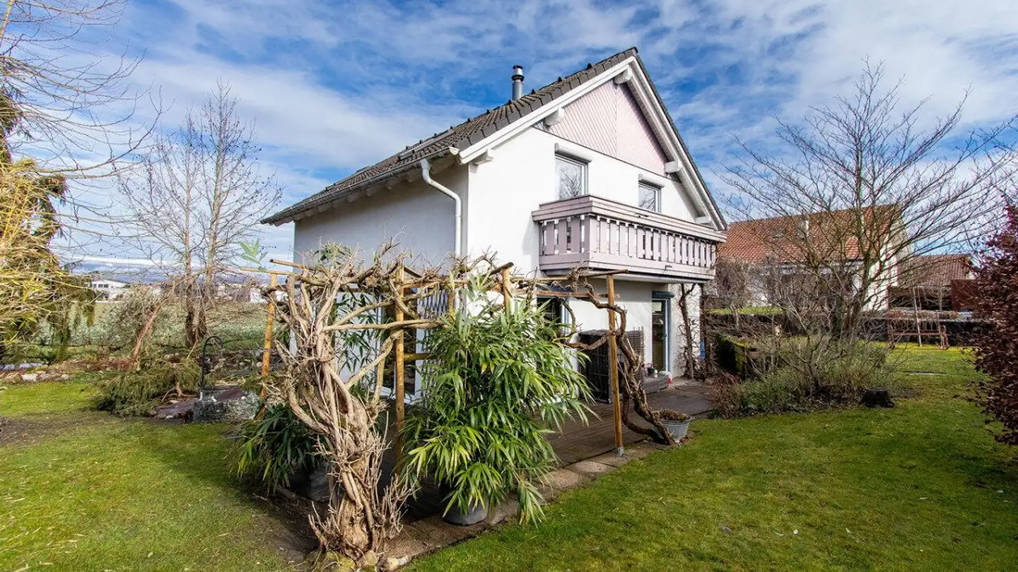 Casa singola in vendita - Chemin De La Binna 4, 1786 Sugiez