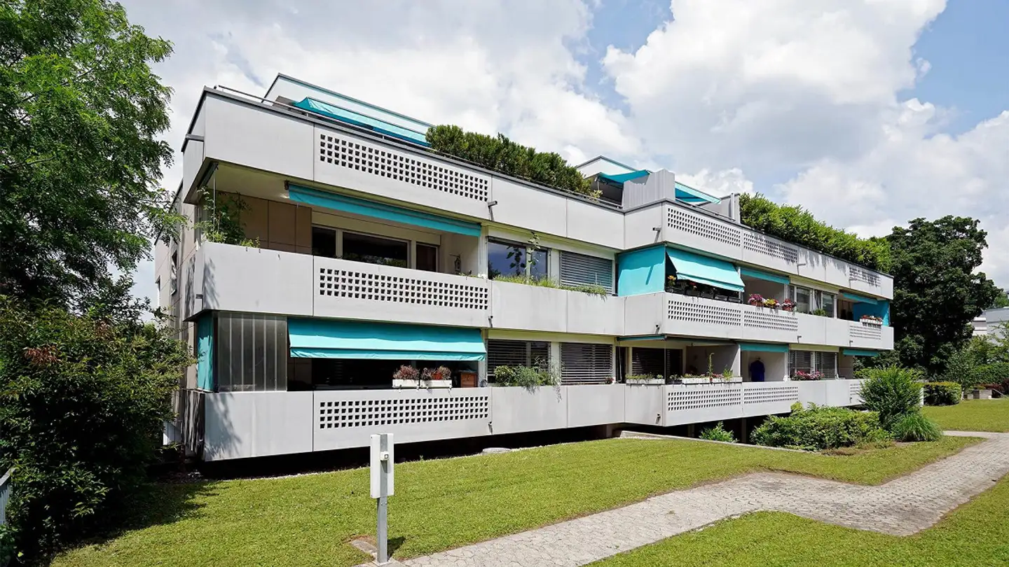 Underground parking space for rent - Im Gehracker 5, 4125 Riehen