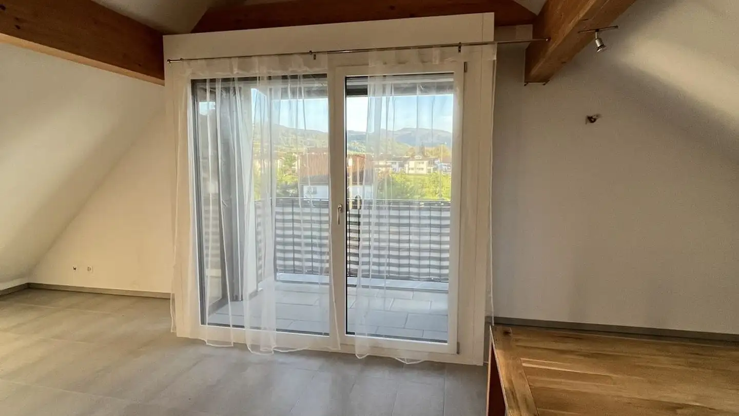 Apartment for rent - 4225 Brislach
