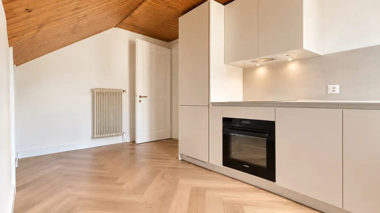 Attique à louer - Rue Du Châtelard 25, 2034 Peseux