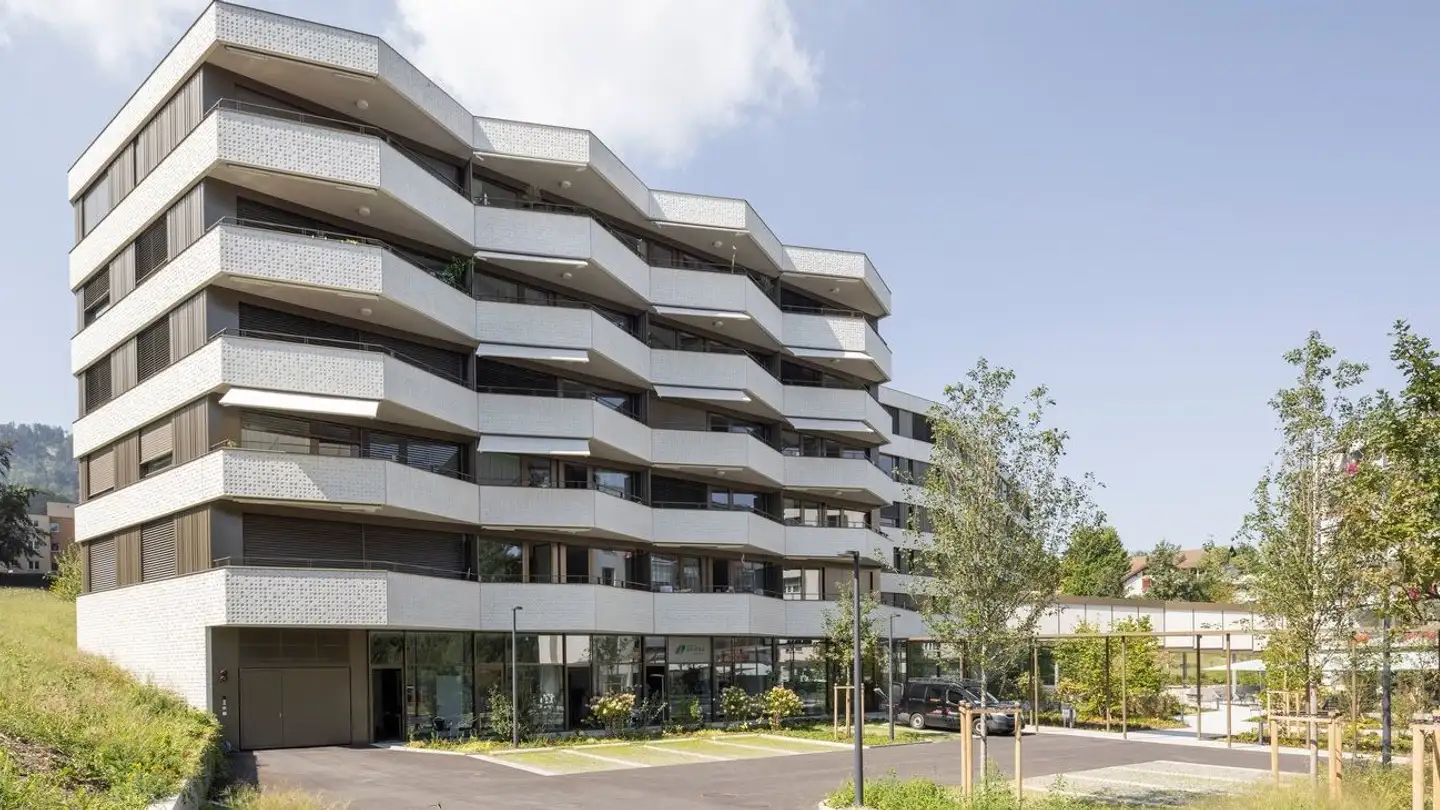 Tiefgaragenstellplatz mieten - Langmoosstrasse 2, 8135 Langnau am Albis