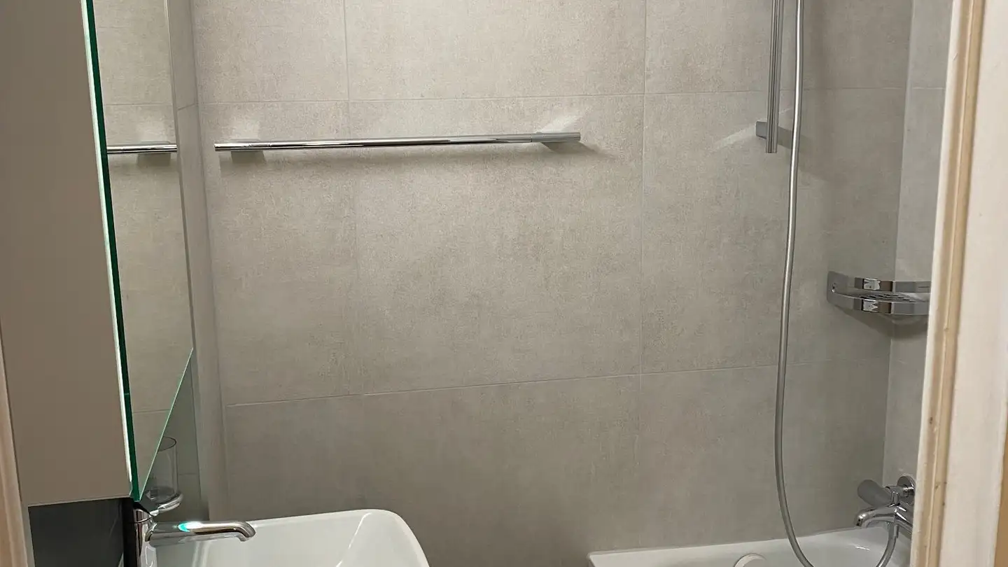 Appartement à louer - Rue Du Marché 2, 2520 La Neuveville - Photo 2