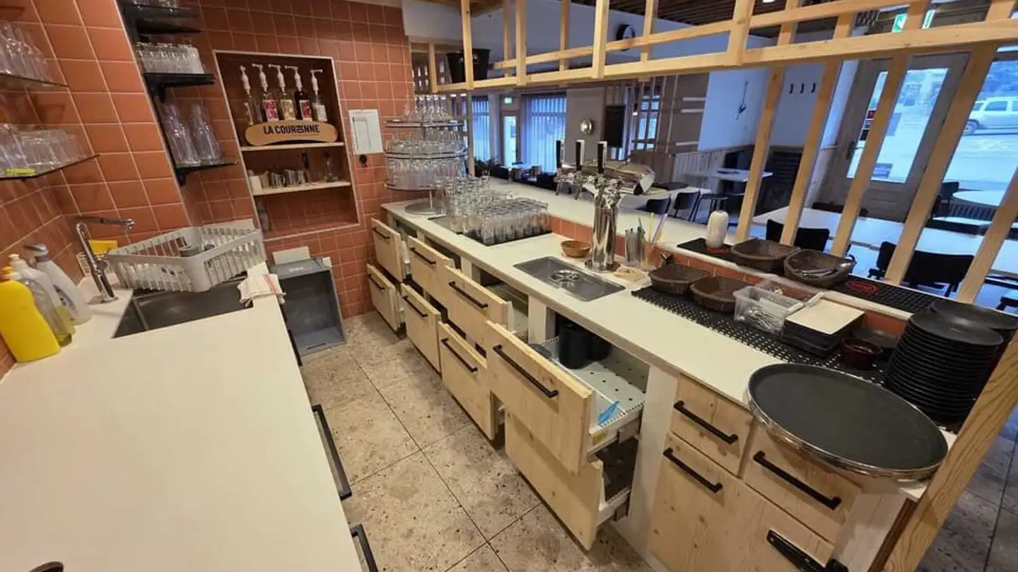 Commercial à louer - Place Saint-Jacques 59, 1680 Romont FR - Photo 4