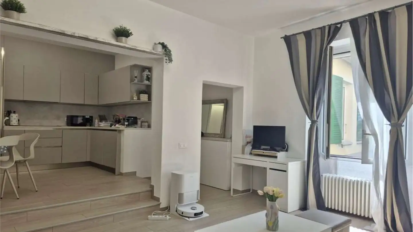 Apartment for rent - 6825 Capolago